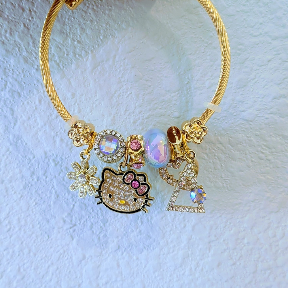 Hello Kitty Gold Charm Bracelet Sanrio Pink Rhinestone Crystal Heart Jewelry - Picture 7 of 8